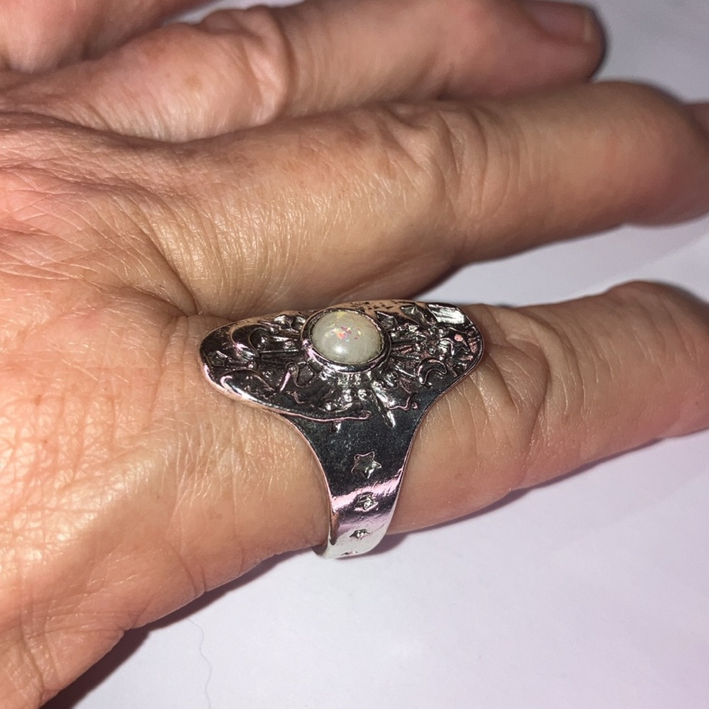 New Moonstone Ring Hands Stars & Moon Unisex Various Sizes - Picture 3 of 5